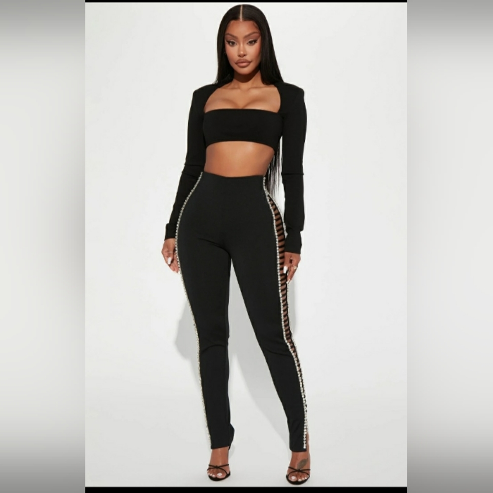 Black pants - Picture 3 of 5